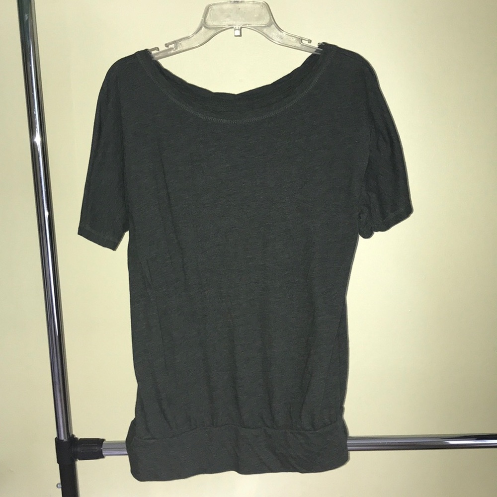 Tee shirt